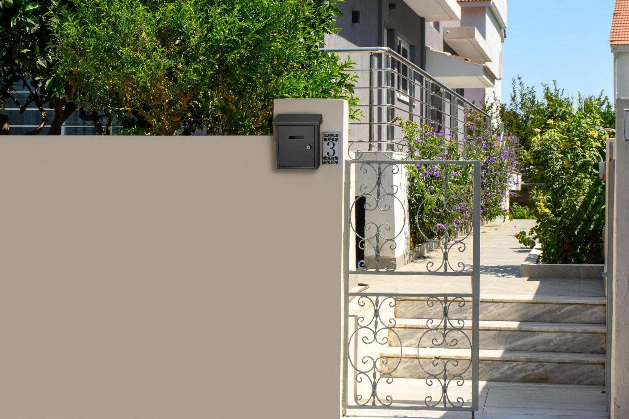 Hermes Getaway Medeia Apartment *
